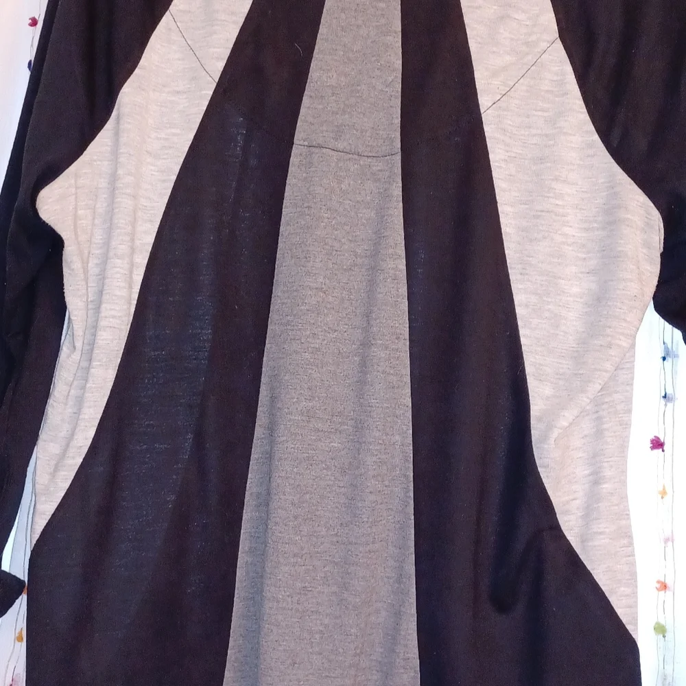 LIZ CLAIBORNE  Women's Black And Gray Knit Top XL